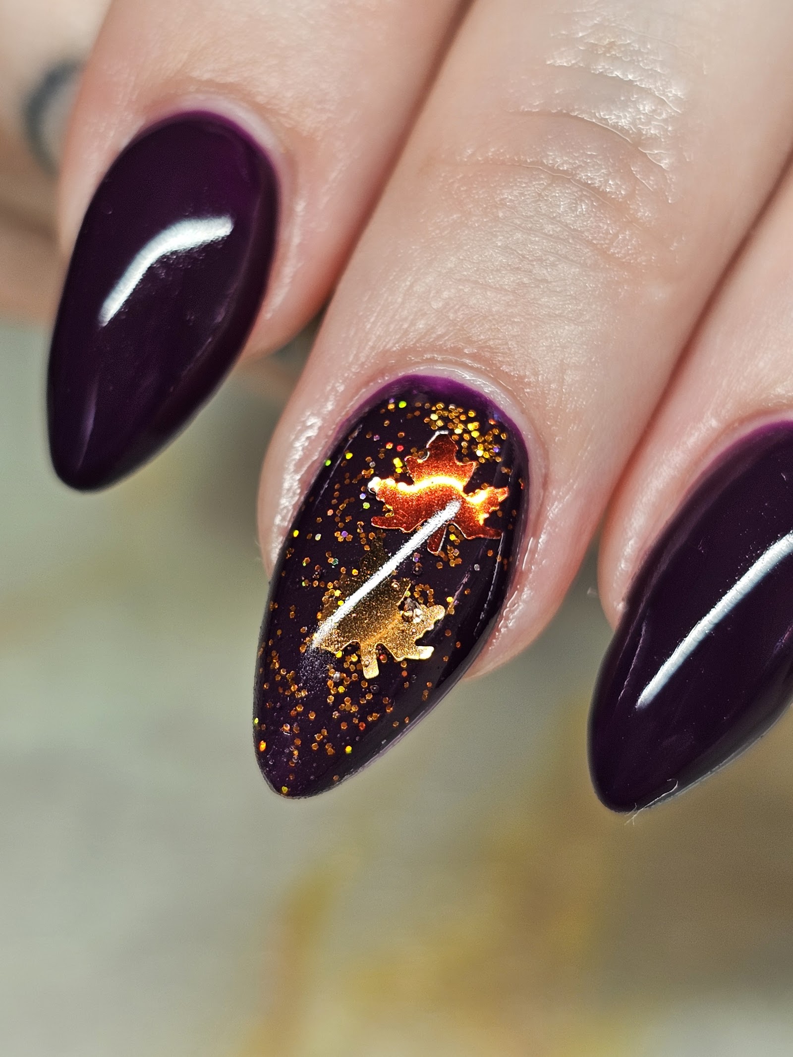 The Crow's Claw Nails nail photo 2